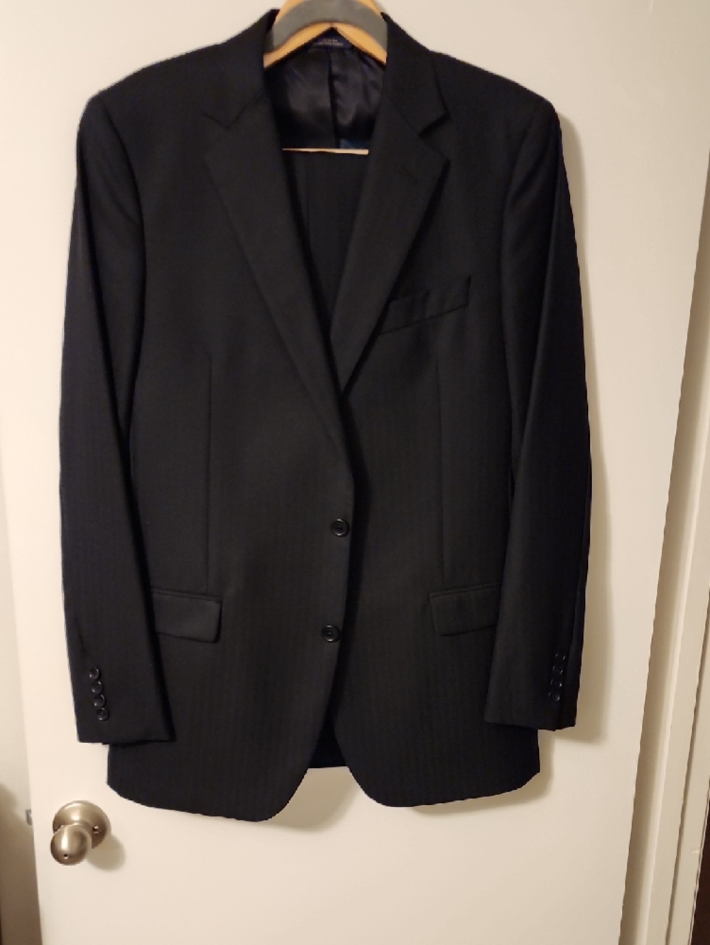 Brooks Brothers 1818 Men's Deep Navy Suit 40L/33"